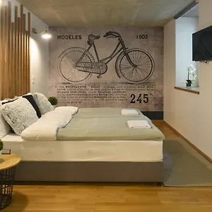  Otel Walk Vaci 78 Macaristan