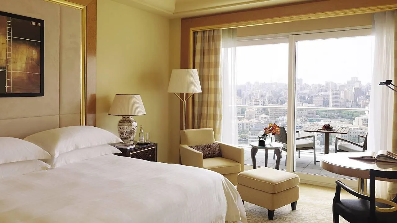 Four Seasons Hotel Beirut 5*,