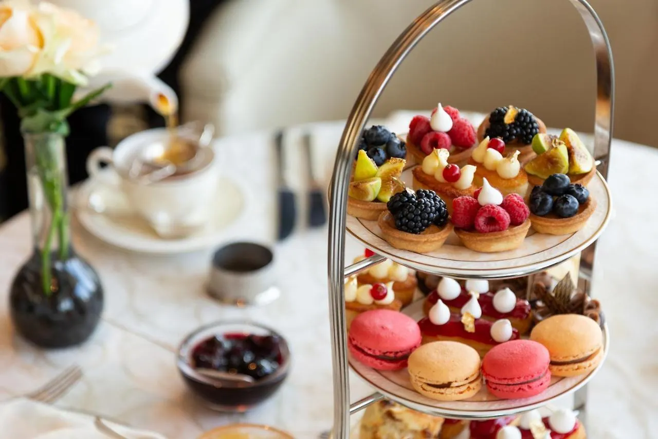 Four Seasons Hotel Beirut 5*,  Líbano